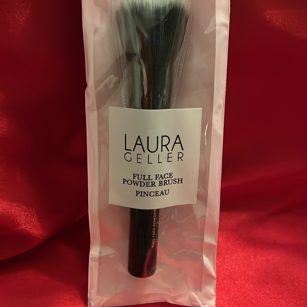 Laura Geller Full Face Powder Brush